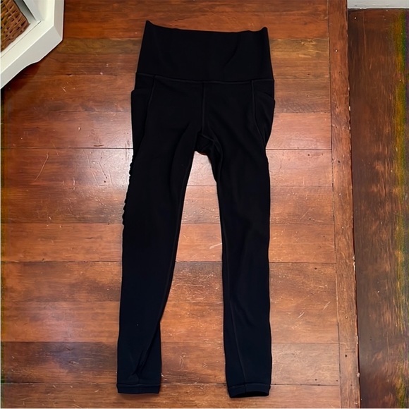 Like New Athleta Salutation 7/8 Tight in Powervita - Picture 5 of 11